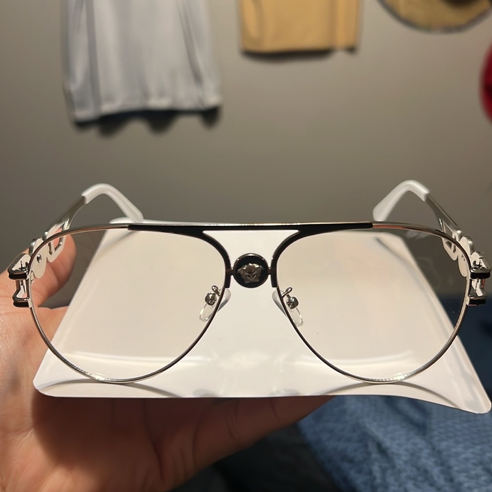 Aviator Clear Fame Sunglasses w/ Silver hardware